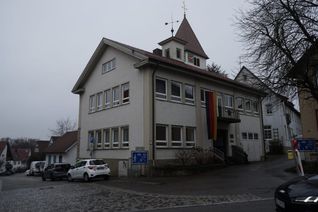 Das Bezirksamt Darmsheim soll einen Plattformlift bekommen.