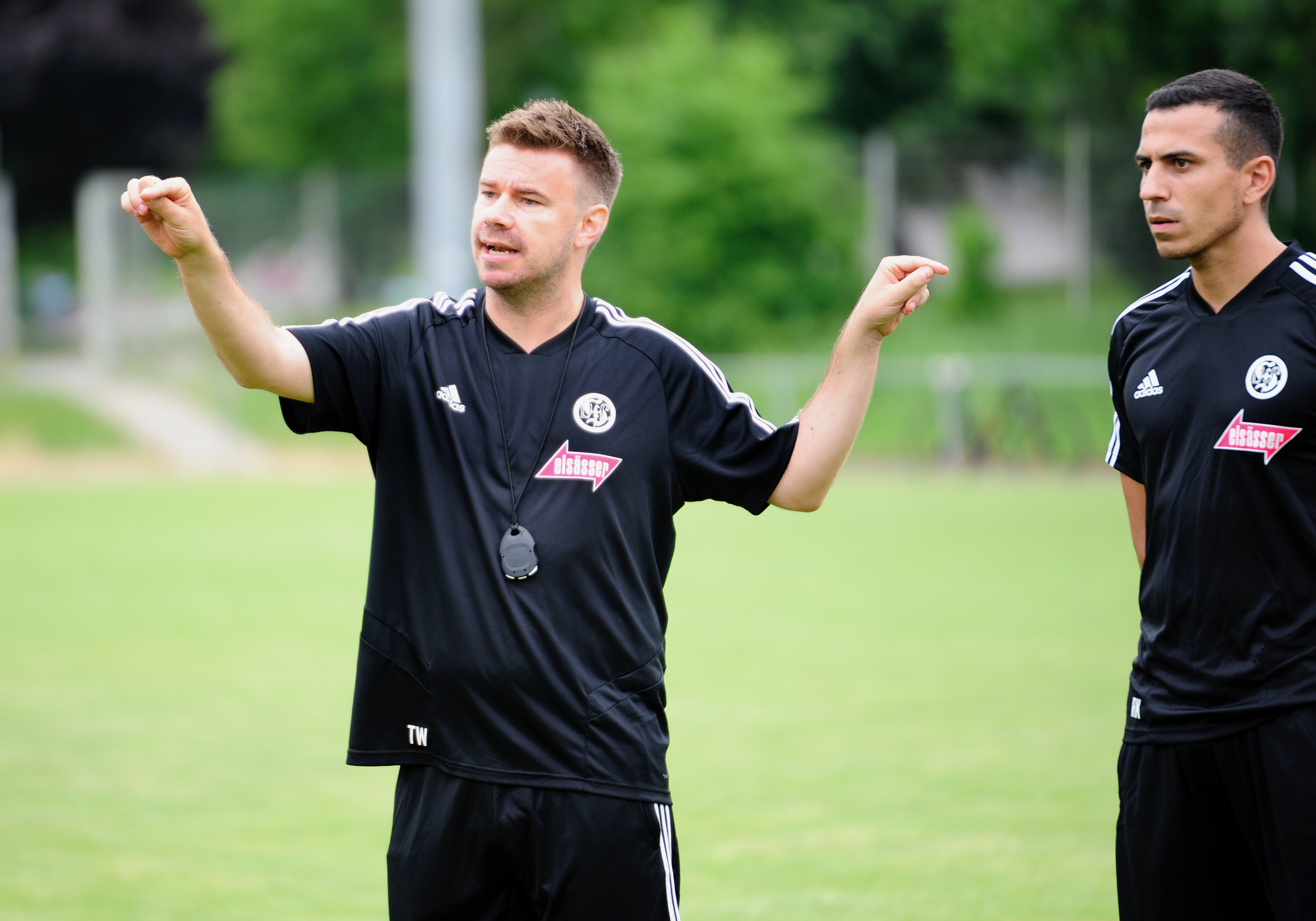 7.7.19 Sindelfingen Trainingsauftakt - Trainer Tobias Winter und Co-Trainer Roberto Klug