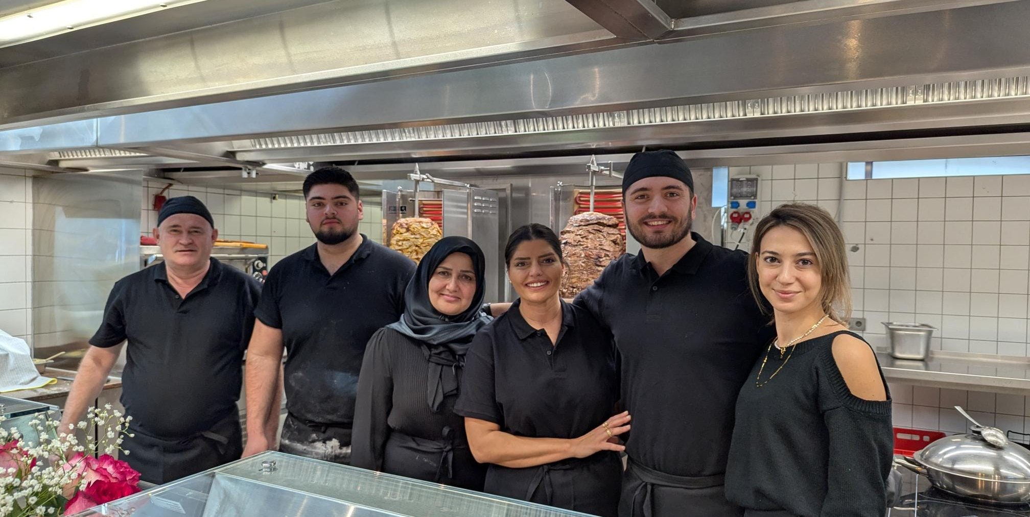 Das Team vom Imbiss "Sindelfinger Tor" ist jetzt im Breuningerland