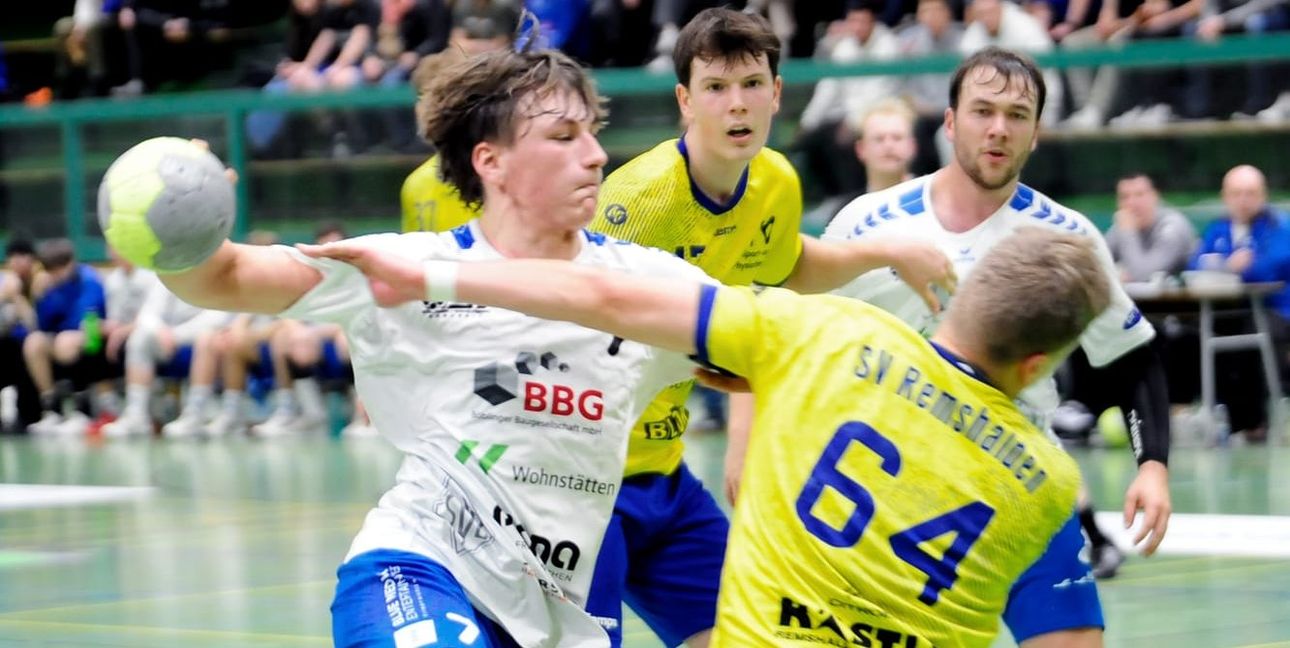 Lowis Englert beißt sich durch.	Bild: Photostame