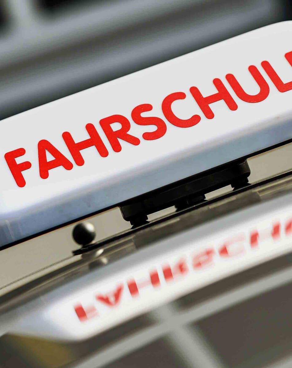 Auf Fahrschulen im Marktgebiet Stuttgart kommen Änderungen zu.