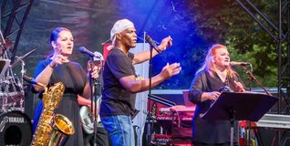 Die Soul-Band „Second Sun“ lässt es live gewaltig krachen.