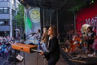 Gute Laune und fette Rocksongs von Led Zeppelin bei Sindelfingen rockt mit der Band "Mothership".