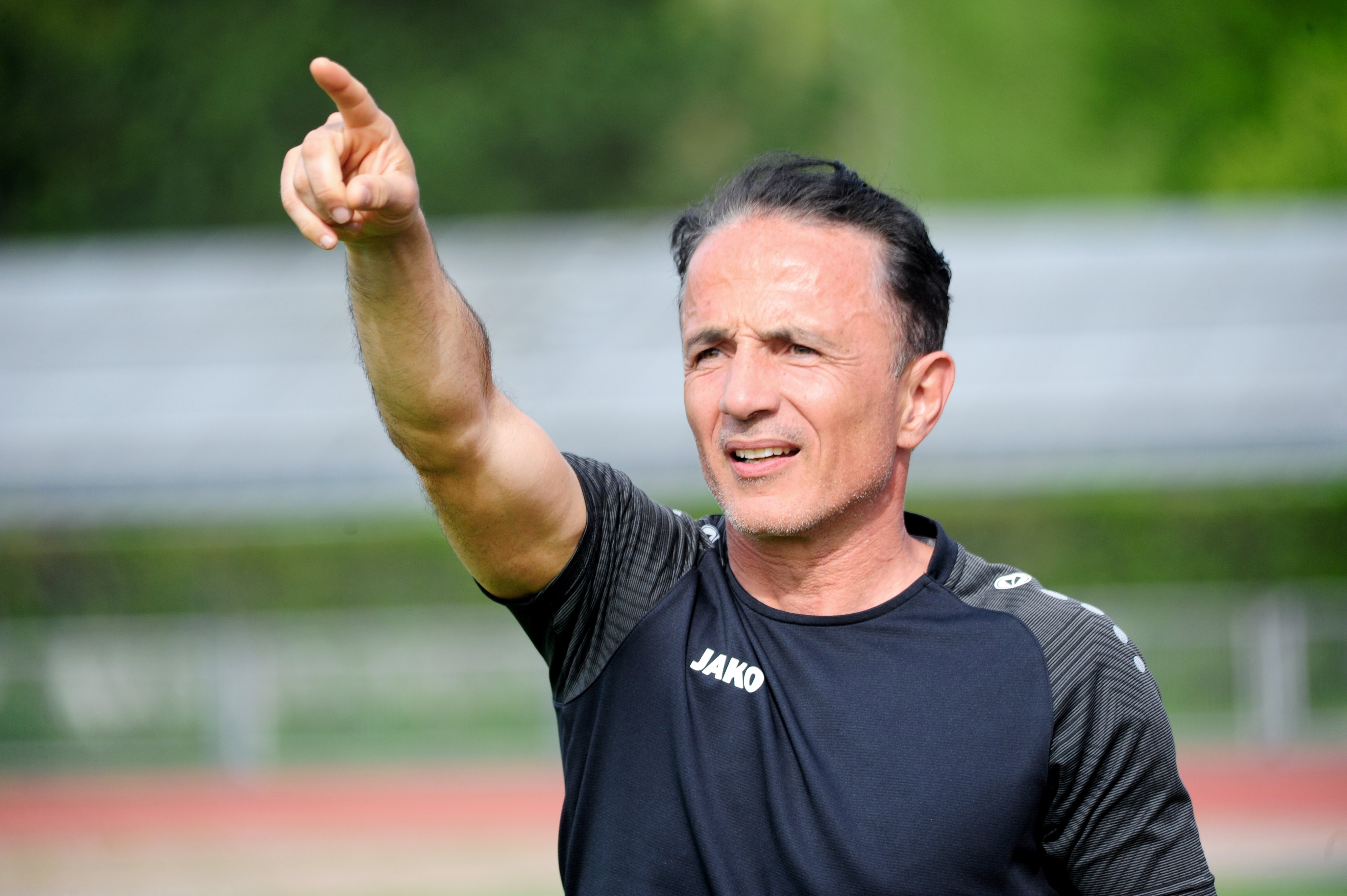 Trainer Elvir Adrovic und den TSV Ehningen trennen nur noch 180 Minuten von der Meisterschaft in der Fußball-Landesliga.