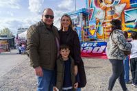 Tolles Wetter, Jubel und Trubel: So war die Osterkirmes auf dem Flugfeld