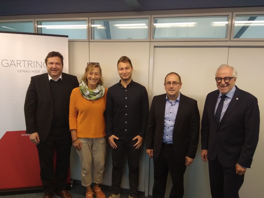 Gärtringer Führungskräfte (von links): Bürgermeister Thomas Riesch, Kämmerin Hilde Wieland, der künftige Kämmerer Jochen Stiehl, der künftige Hauptamtsleiter Ralph Hintersehr und der aktuelle Hauptamtsleiter Norbert Sünde. Bild: z