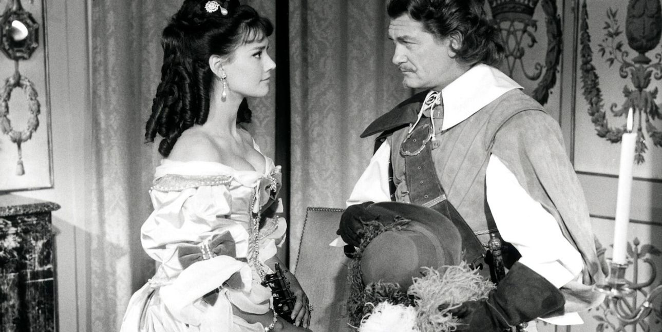Jean Marais galt als schöner Mann. Auch mit flottem Hut als Musketier D‘Artagnan in „Die eiserne Maske“.