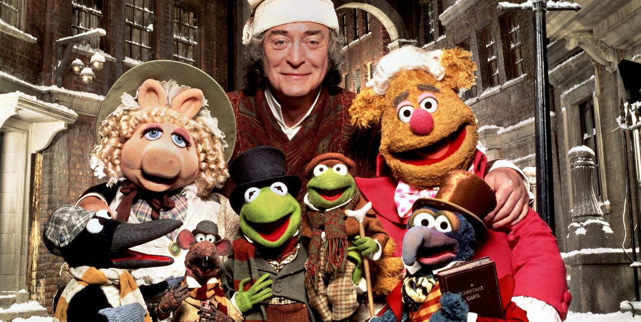 Michael Caine (Mitte) in der „Muppets-Weihnachtsgeschichte“.