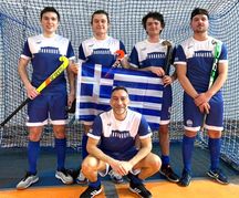 Matteo Panagis (hinten rechts) und Konstantin von der Mülbe (links daneben) im Trikot des griechischen Nationalteams.