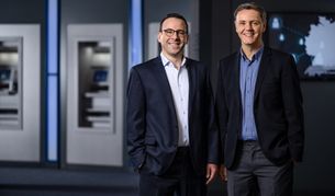 Die Geschäftsführung der Hess-Gruppe: 
Dipl.-Kfm. Dominik Seel (links) und Dipl.-Inf. Harald Heinz.