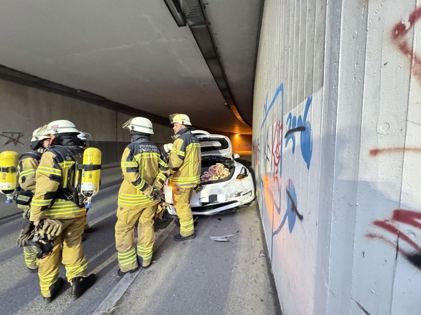 Die Sindelfirger Feuerwehr war auch vor Ort, kam aber nicht zum Einsatz.