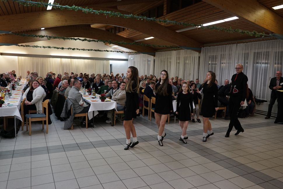 Das Treffen der Vereinsvorsitzenden wurde von der Irish-Dance-Group der Elane Walker Academy of Irish Dance eingerahmt. Bild: Heiden