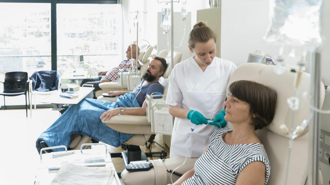 Das Narrativ, dass Krebs immer mit einer schlimmen  und leidvollen Behandlung einhergeht,  stimmt nicht mehr. Viele  moderne Chemotherapien sind besser verträglich.