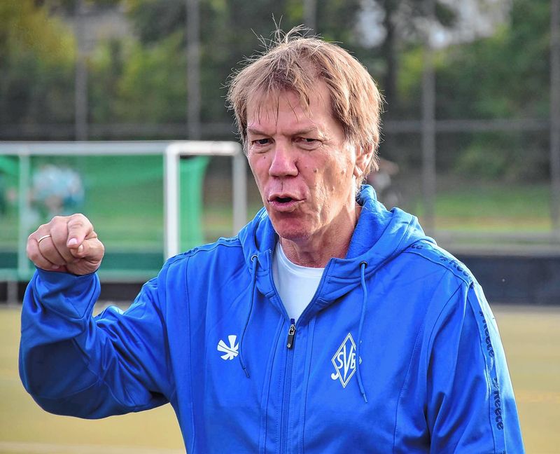 Immer mit vollem Einsatz dabei: SVB-Trainer Thomas Dauner