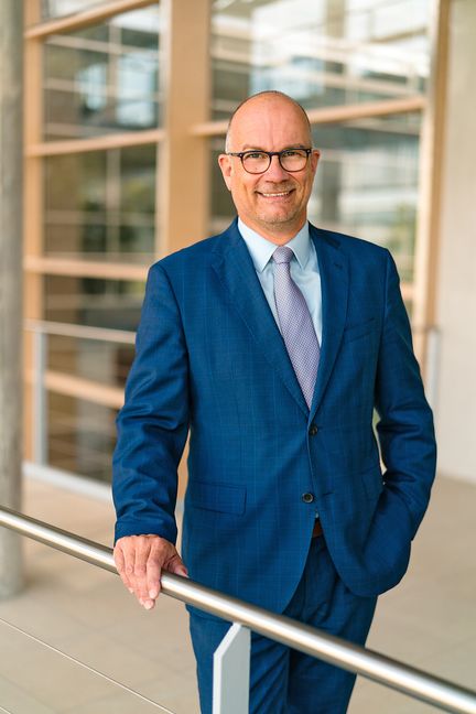 Prof. Dr. Oliver Riedel. Bild: z