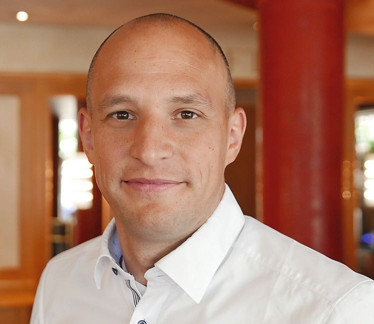 Peter Kramer, Vorsitzender der Kreisstelle Böblingen des Deutschen Hotel- und Gaststättenverbands und Geschäftsführer des Sindelfinger Erikson Hotels.      Bild: z