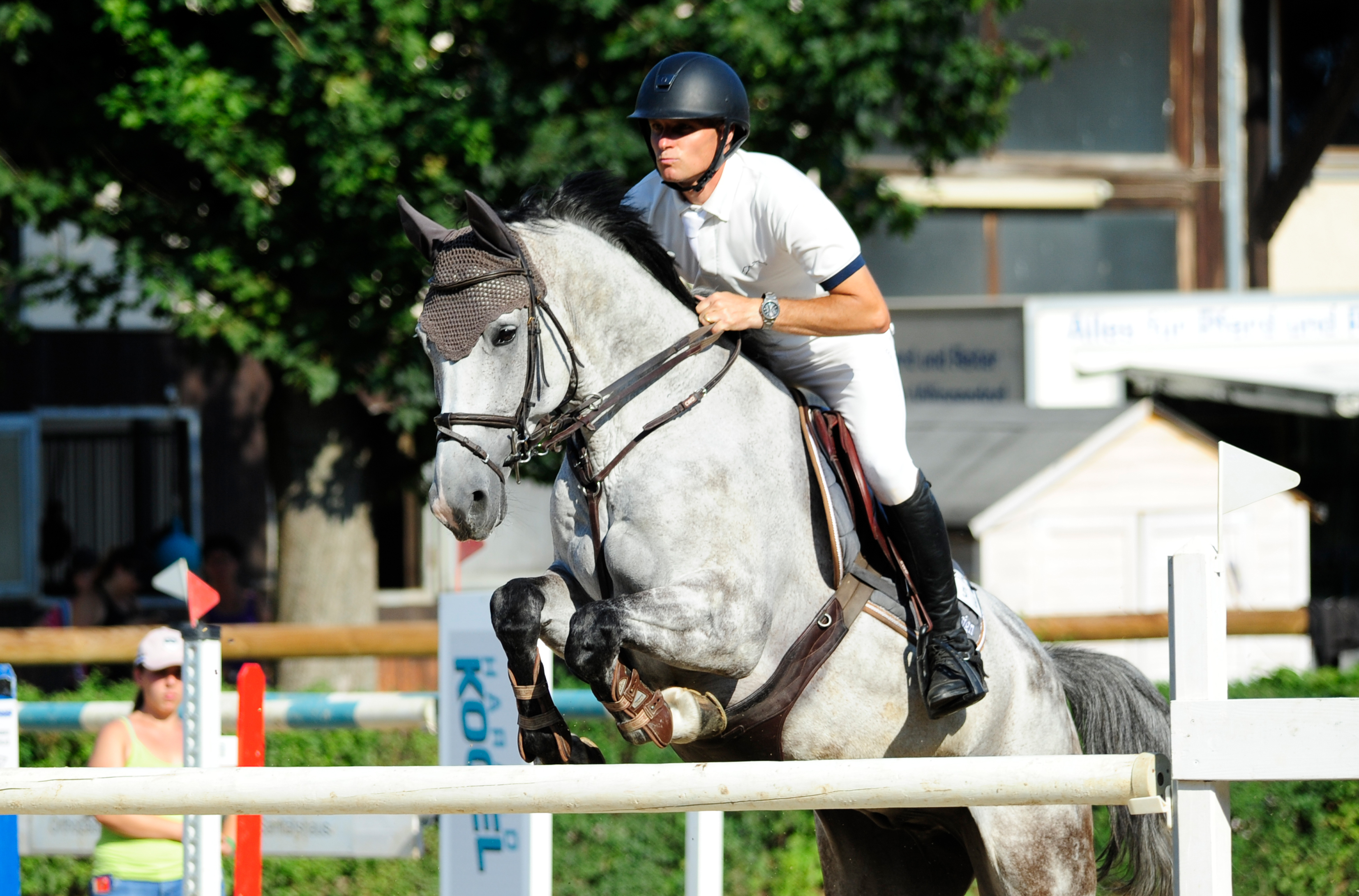 9.8.20 Böblingen - Sieger S-Springen Jan Müller auf Ciricu