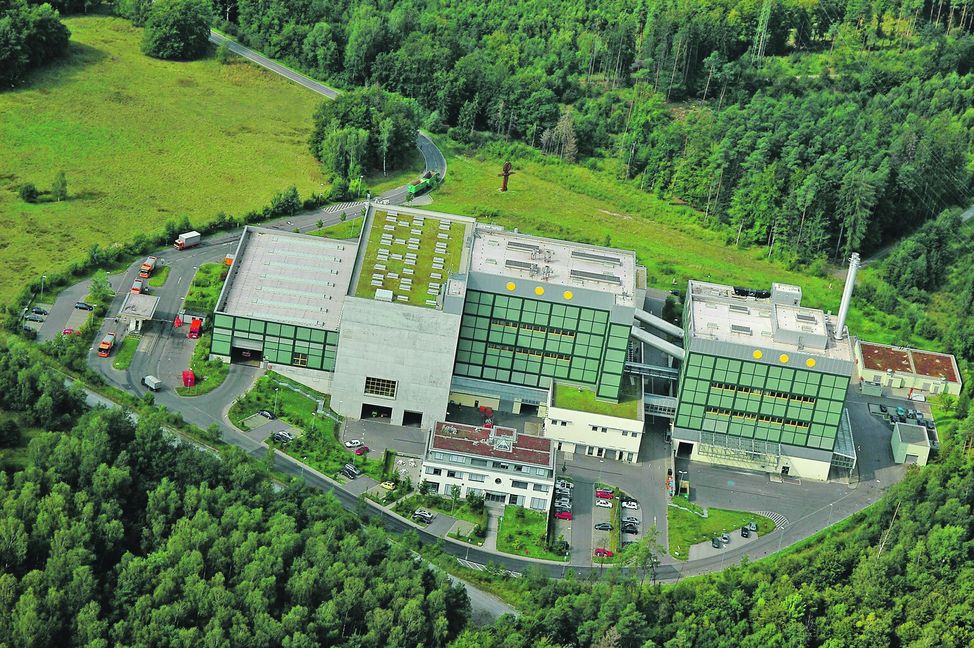 Im Restmüllheizkraftwerk in Böblingen wird künftig Müll aus den Kreisen Böblingen, Calw, Freudenstadt, Rottweil und der Landeshauptstadt Stuttgart angeliefert. Bild: Stampe/A