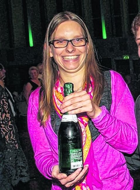 Geburtstagskind Katrin Ruscher feiert bei der SZ/BZ-Silvesterparty.