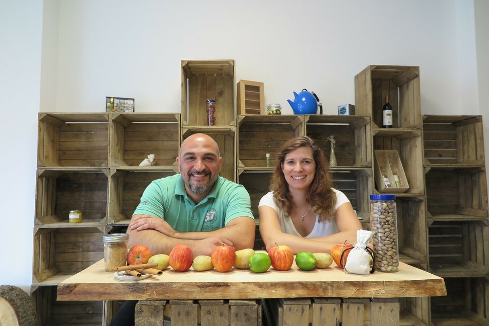 Organic-Inhaber Okan Altay und Store-Managerin Anja Löffler wollen in Magstadt einen Unverpackt-Laden eröffnen. Bild: Groß