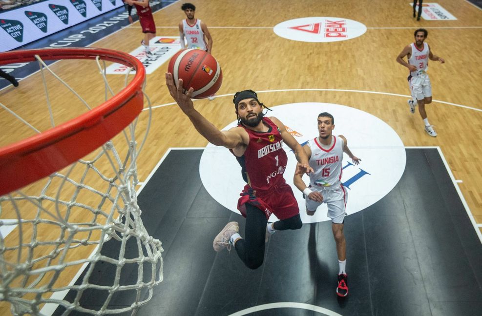 Der umstrittene   Basketballspieler Joshiko Saibou gilt als Hoffnungsträger für die deutsche Mannschaft.
 Foto: imago//Tilo Wiedensohler