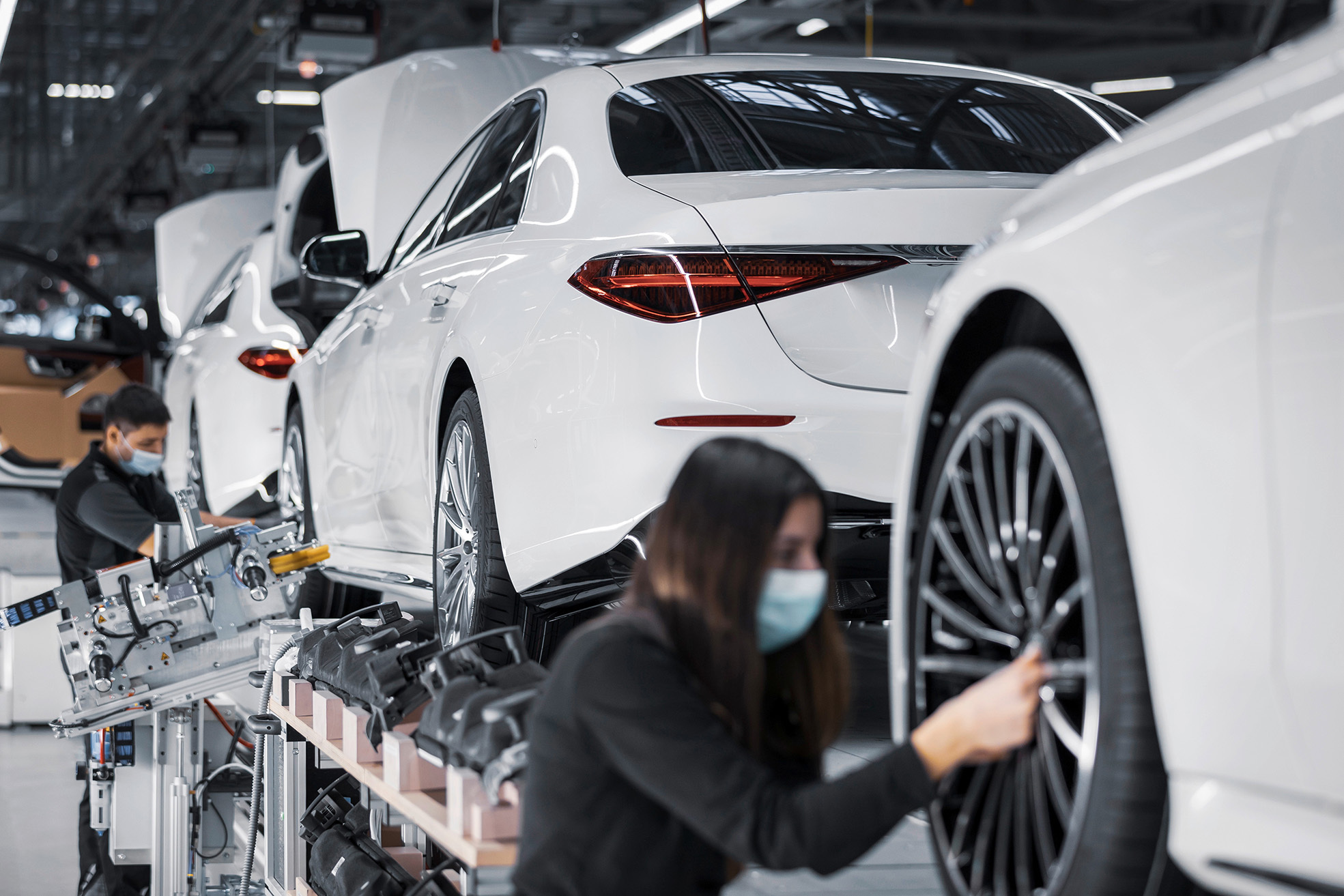 Die Produktion der neuen Mercedes S-Klasse in der „Factory 56“ in Sindelfingen.  Bilder: z MediaPortal Daimler AG
