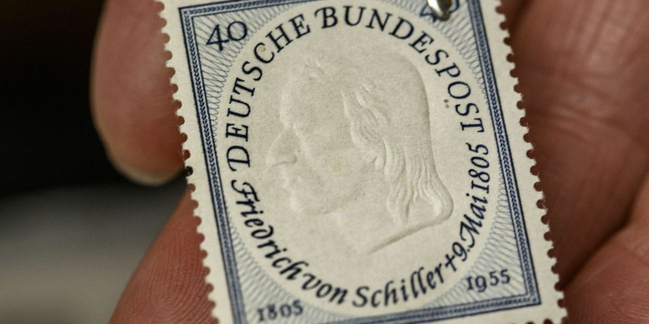 Marke zum 150. Todestag von Friedrich Schiller Foto: Gottfried Stoppel