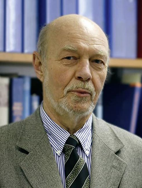Von 1976 bis 1989 war Dr. Helmut Zwanger Pfarrer an der Sindelfinger Martinskirche.  Am Montag, 25. Juli wird er 80 Jahre alt.    Bild: Lück