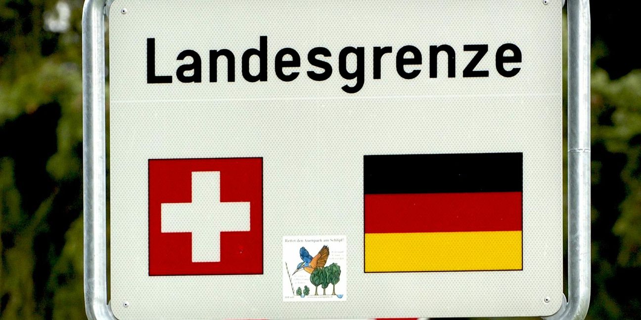 Unterschiedliche Coronaregeln, ähnliche Infektionszahlen: die Schweiz und Deutschland im Mai 2021 Foto: dpa/Rolf Haid