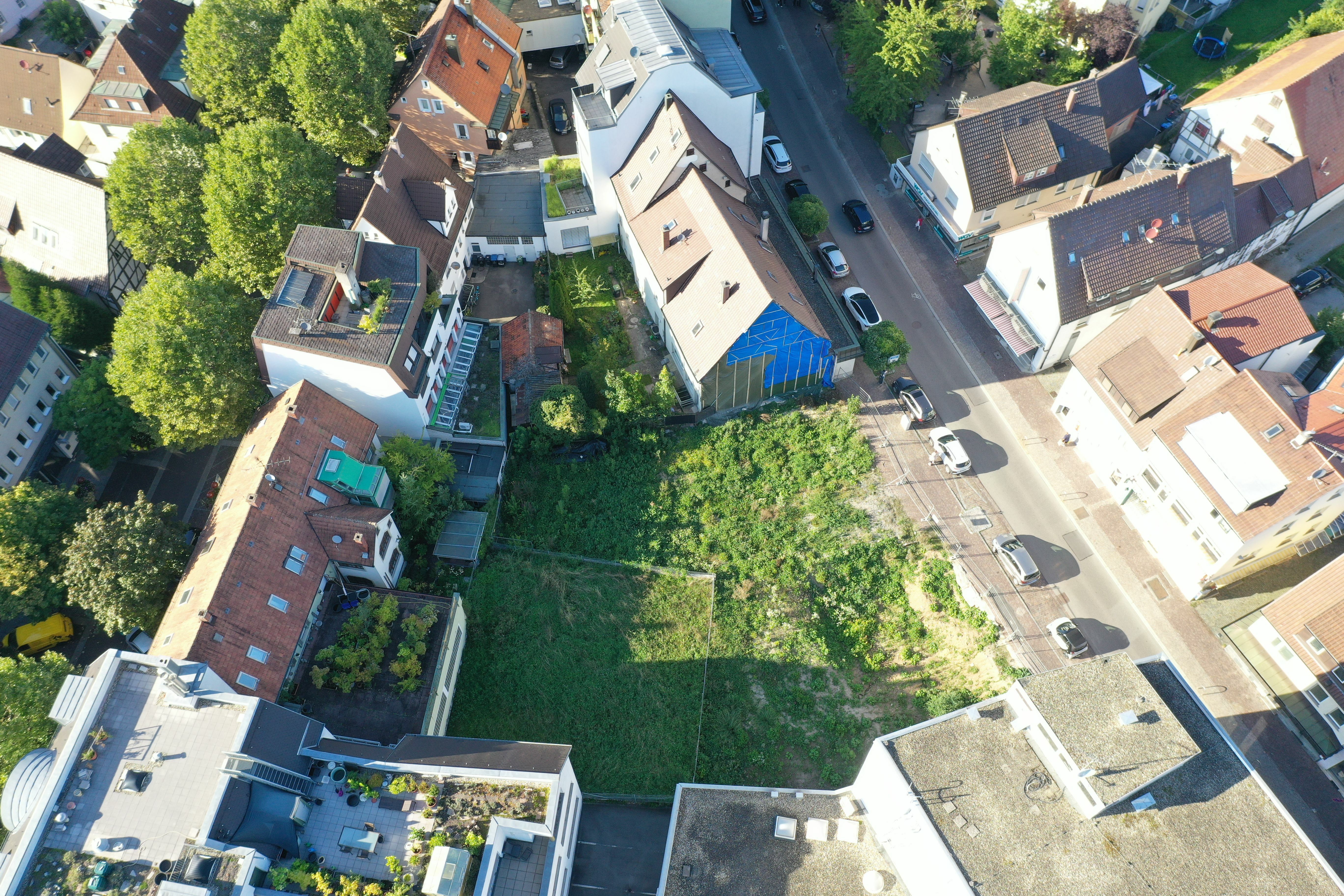 Die Baulücke in der Ziegelstraße 5 und 7 soll bis Januar 2026 geschlossen sein. Bild: Dettenmeyer