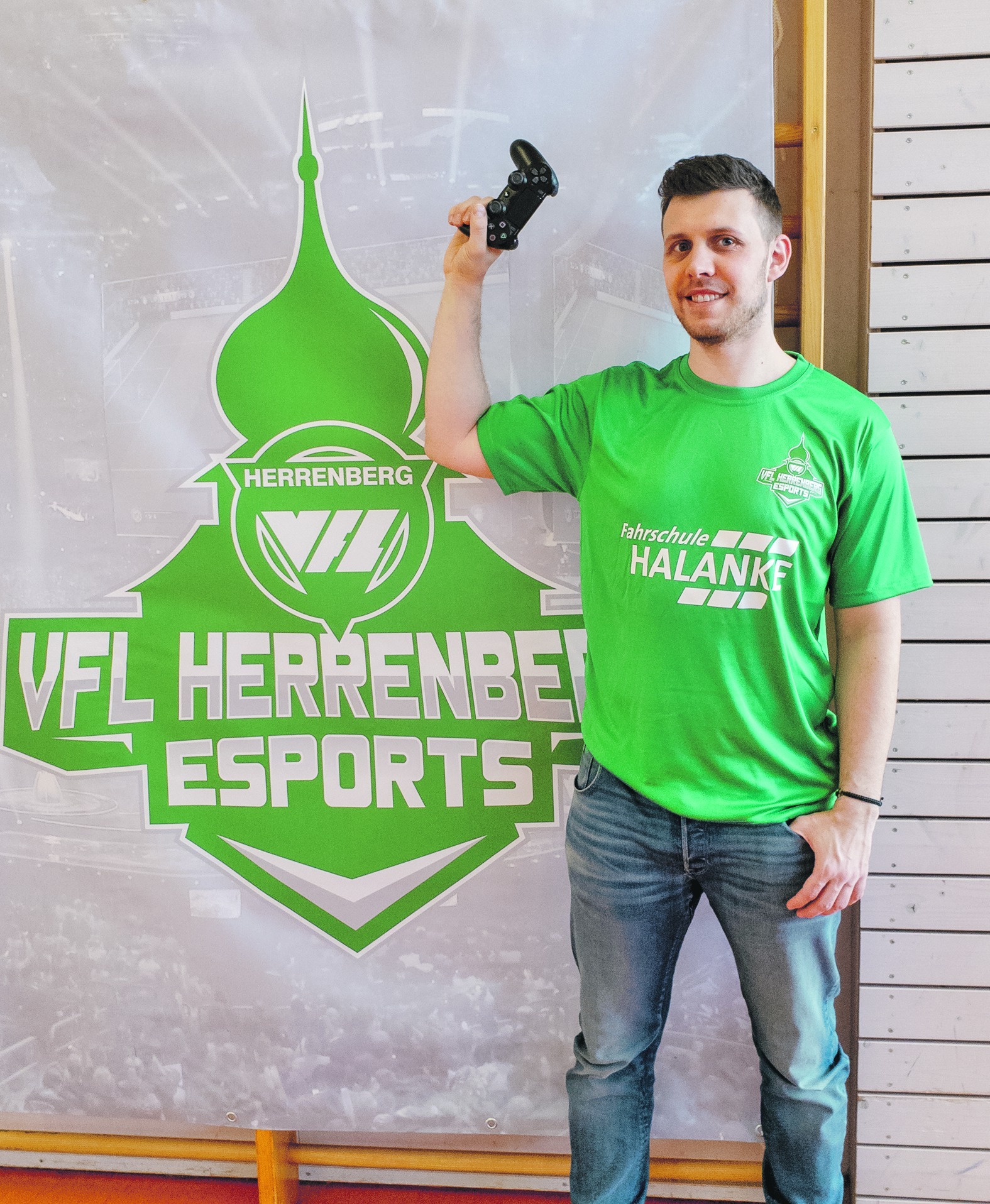 Sebastian Pleier, Projektleiter E-Sports beim VfL Herrenberg. Bild: Schubert-Medinger