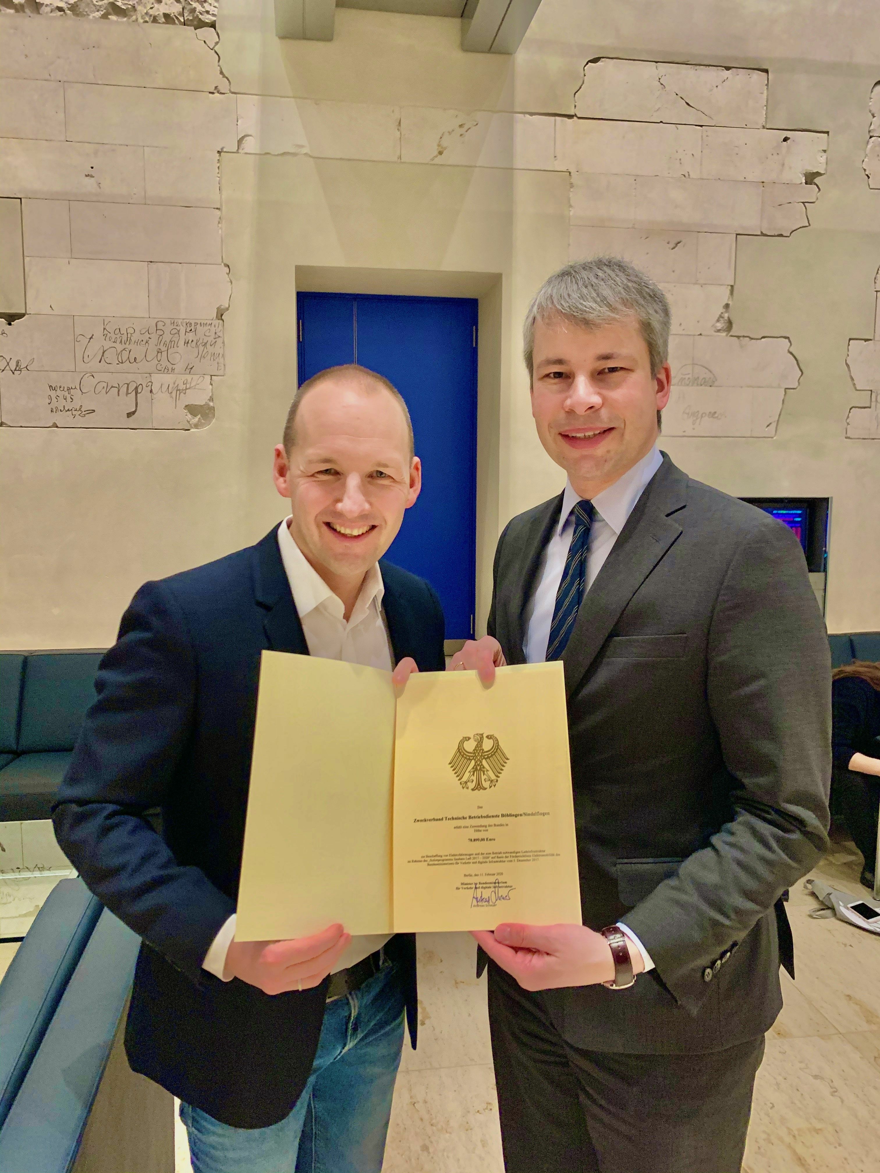 CDU-Bundestagsabgeordneter Marc Biadacz mit dem Parlamentarischen Staatssekretär im Bundesministerium für Verkehr und digitale Infrastruktur Steffen Bilger.                   Bild: z