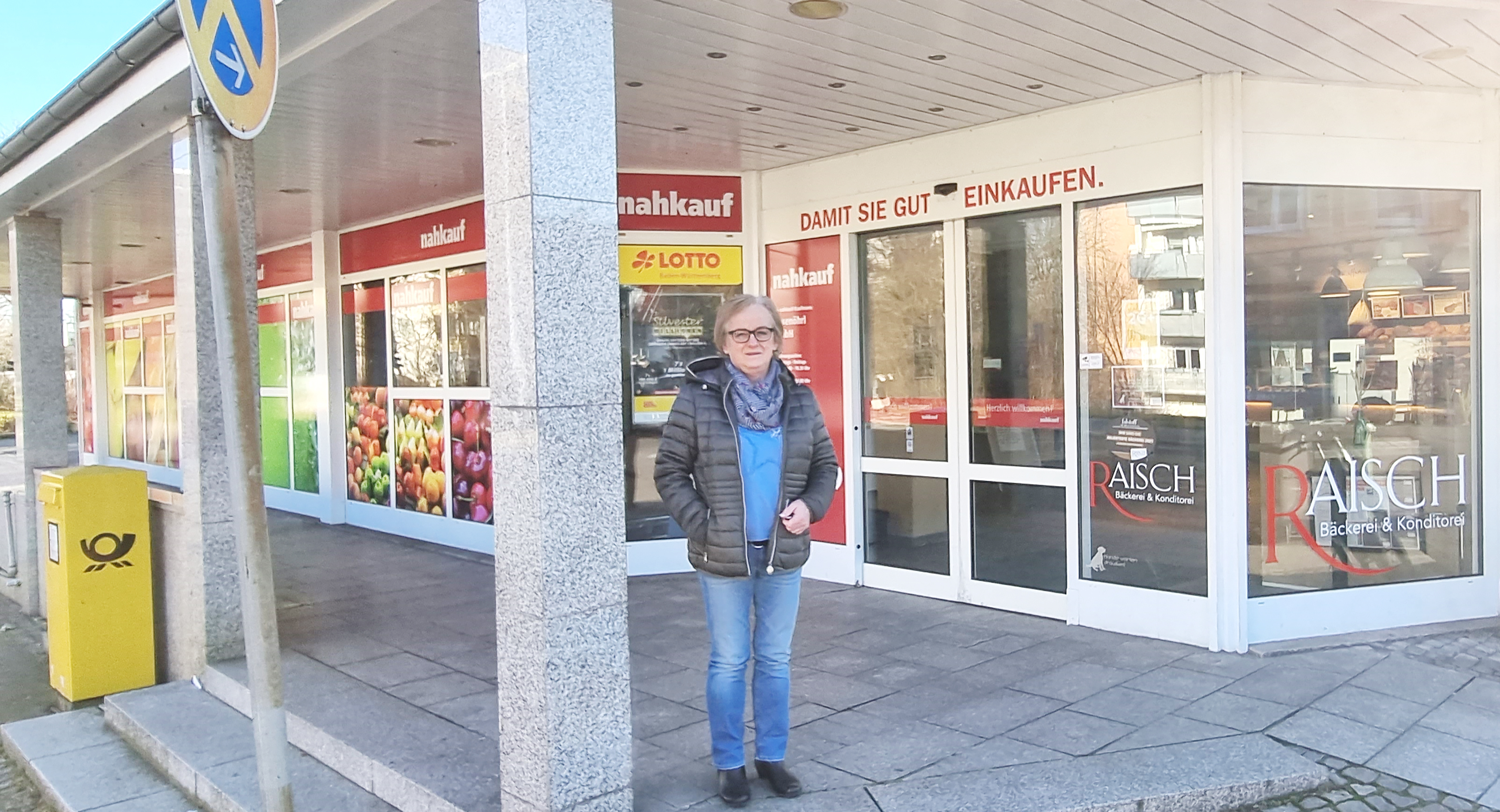 Gabriele Käss ist im und mit dem Frischecenter Hasenöhrl aufgewachsen, hat die meiste Zeit ihres Lebens in dem Markt in der Berliner Straße 1 verbracht. Weil sie jetzt in den Ruhestand gegangen ist, ist der Laden zu – soll aber im April unter neuer Leitung wieder öffnen. Bild: Hamann