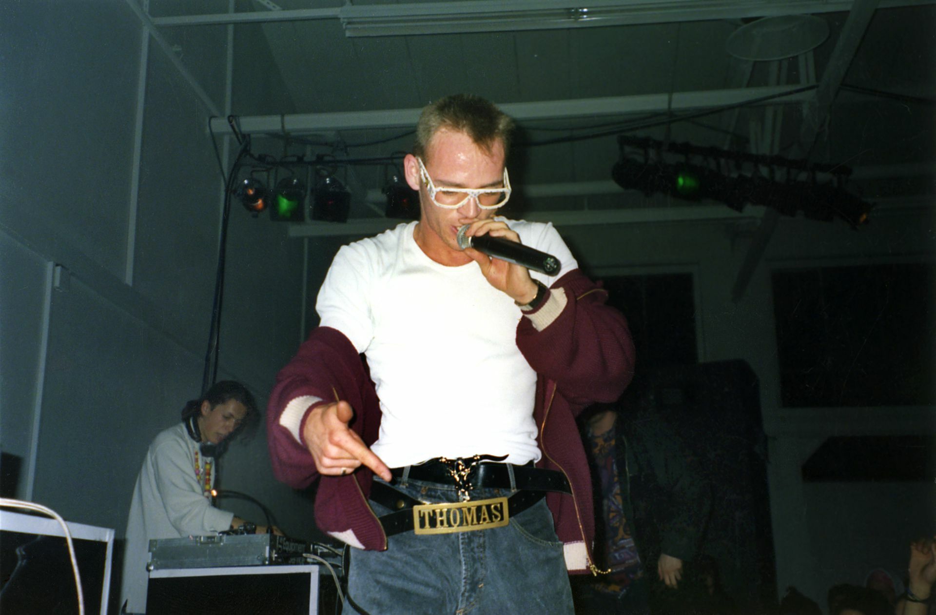 Gut, wenn auf der Gürtelschnalle steht, wie man heißt. Foto: Band-Archiv