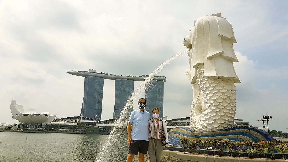 In dem hier im Hintergrund zu sehenden Hotel Marina Bay Sands haben Frank und Anja Westerhoff nach ihrer Rückkehr nach Singapur die ersten zwei Wochen verbracht. Bild: z