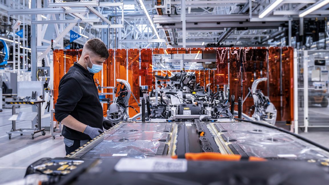 In der Factory 56 im Mercedes-Benz Werk Sindelfingen ist die Fertigung der Elektro-Limousine EQS gestartet.  Bild: z http://media.daimler.com