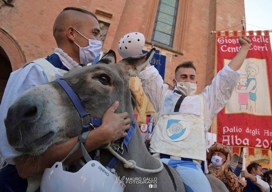 Siegestaumel bei Lukas Pfisterer um dem Borgo San Lorenzo.  Bild: Gallo