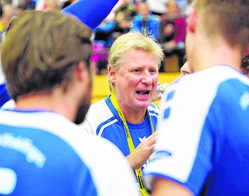 Trainer Harry Sommer hat mit der HSG Böblingen/Sindelfingen einen erfolgreichen Saisonstart hingelegt.  Bild: automotorart