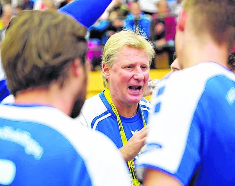 Trainer Harry Sommer hat mit der HSG Böblingen/Sindelfingen einen erfolgreichen Saisonstart hingelegt.  Bild: automotorart