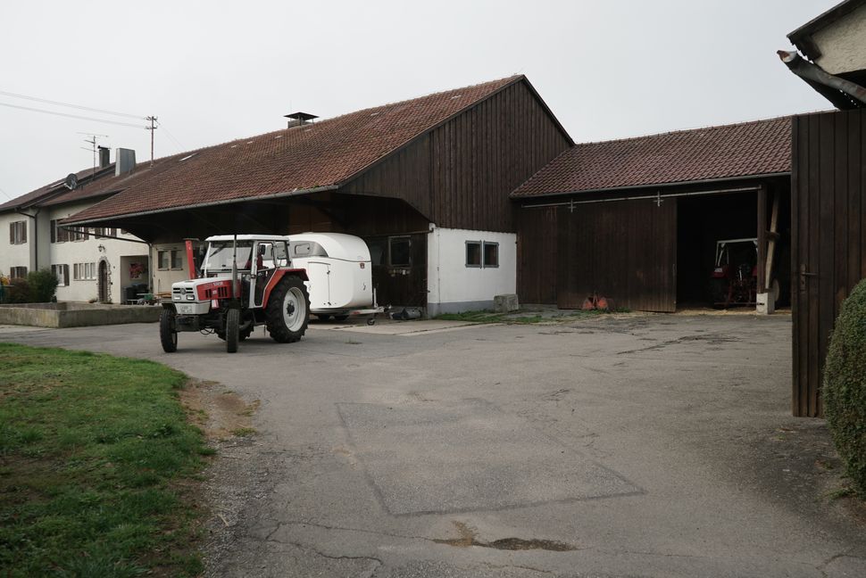 Der Hof in der Johann-Peter-Hebel-Straße in Maichingen wird voraussichtlich abgerissen. Bild: Heiden