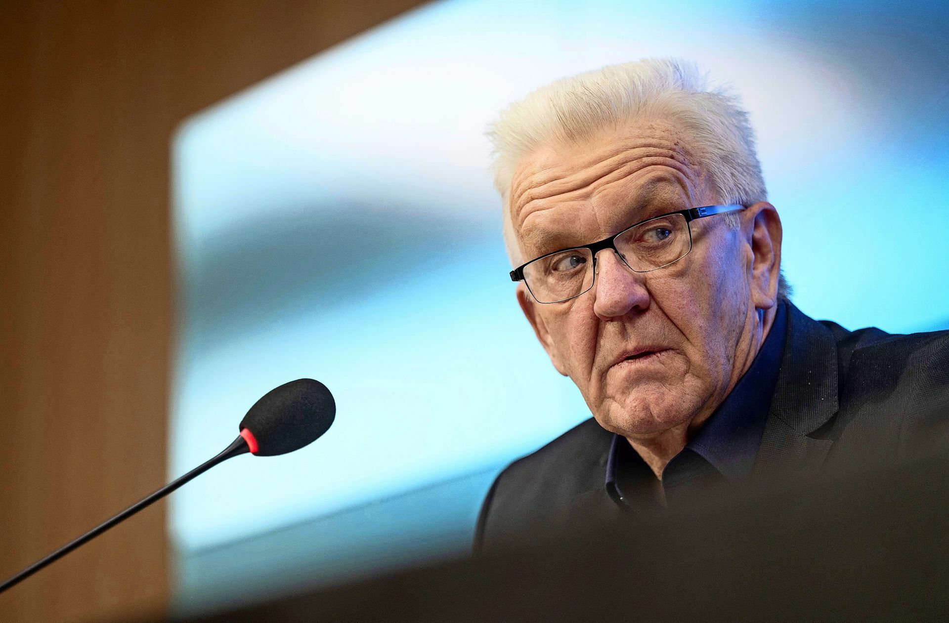 Ministerpräsident Kretschmann hat die SPD und die FDP als Partner verschmäht. Foto: dpa/Marijan Murat