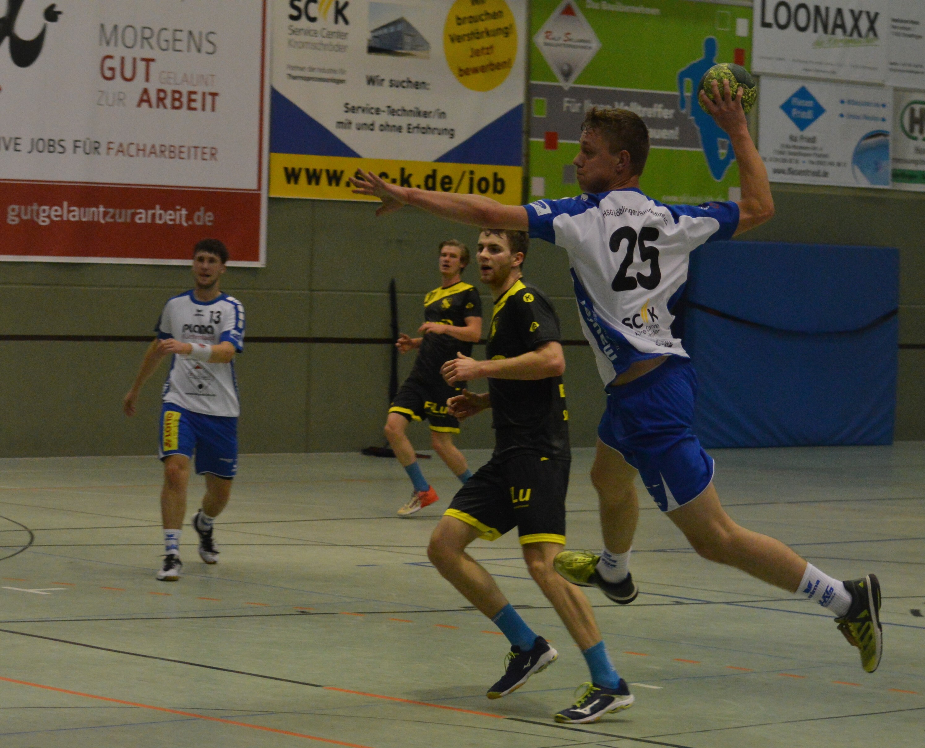 Linksaußen Florian Müller gibt heute Abend gegen den SV Kornwestheim 2 sein Comeback im Trikot der HSG Böblingen/Sindelfingen. Bild: Zvizdiç