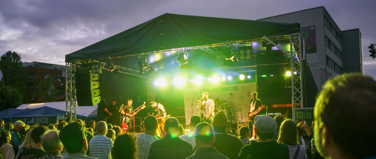 Das Lakeside Open Air gehört seit 10 Jahren zum Stadtfest und bietet Nachwuchsbands eine Bühne. Bild: Dettenmeyer