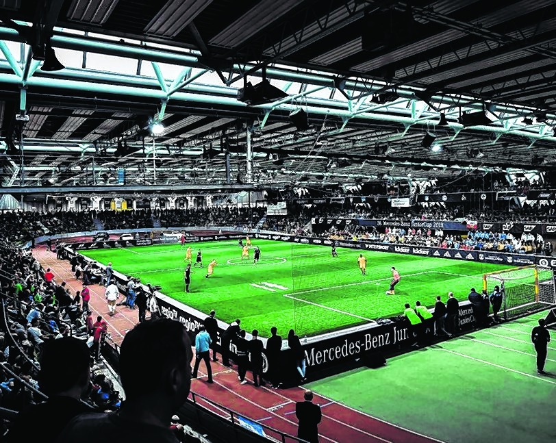 Heute rollt der Ball wieder beim Mercedes-Benz Junior Cup. Bild: z