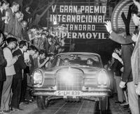 Großer Straßenpreis für Tourenwagen von Argentinien, 26.10. - 5.11.1961. Am Start - das Fahrerteam Hans Herrmann / Rainer Günzler (Startnummer 527) mit einem Mercedes-Benz Typ 220 SE. In der Gesamtwertung belegten Herrmann / Günzler den zweiten Platz.