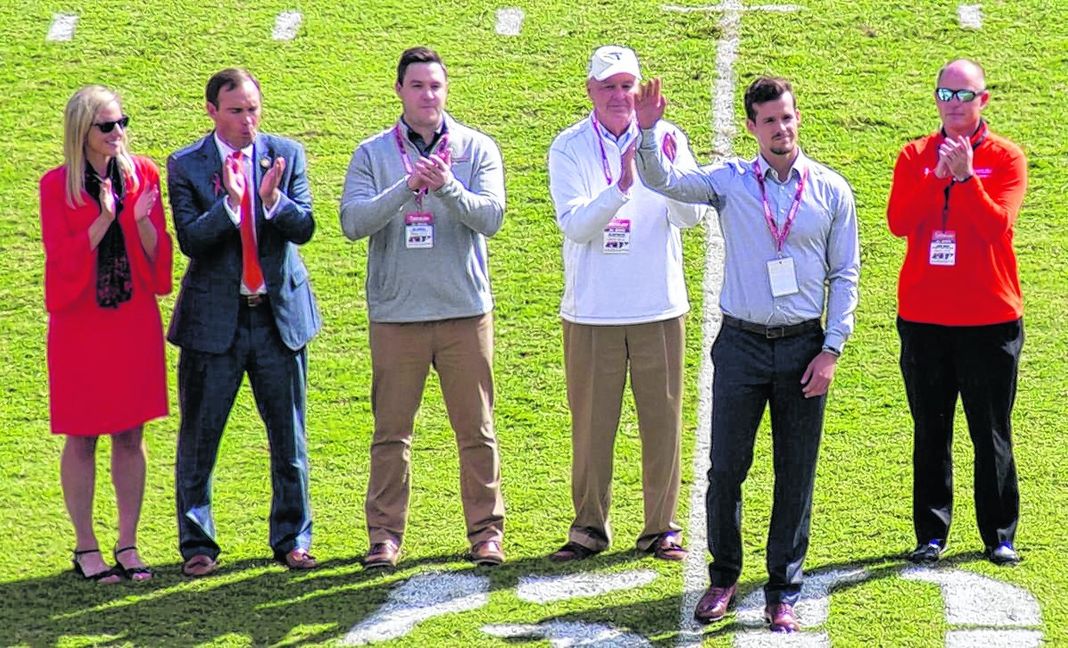 Großer Bahnhof für den Böblinger beim Football-Spiel des Jahres. Bilder: z