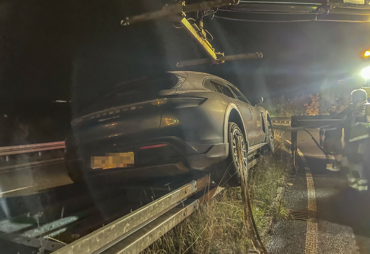 Verletzt wurde bei dem Verkehrsunfall niemand. Bild: SDMG/Dettenmeyer