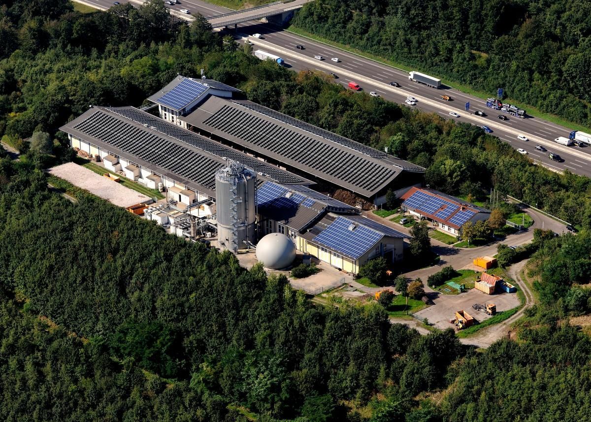 Die Vergärungsanlage vor dem Brand