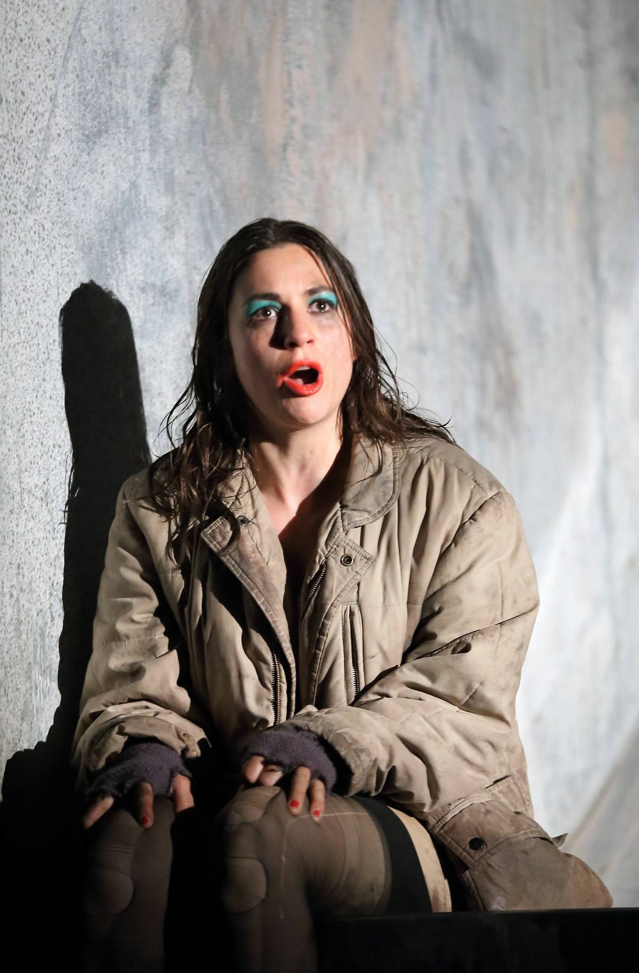 Eva Meckbach in „Nachtasyl“ an der Berliner Schaubühne (2015)