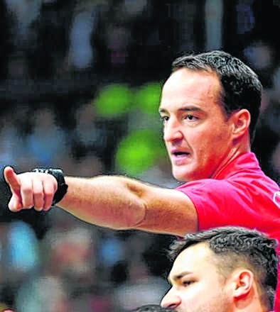 Gibt die Richtung vor: Nico Willig, Trainer der VfB-U19-Junioren. Bild: automotorart